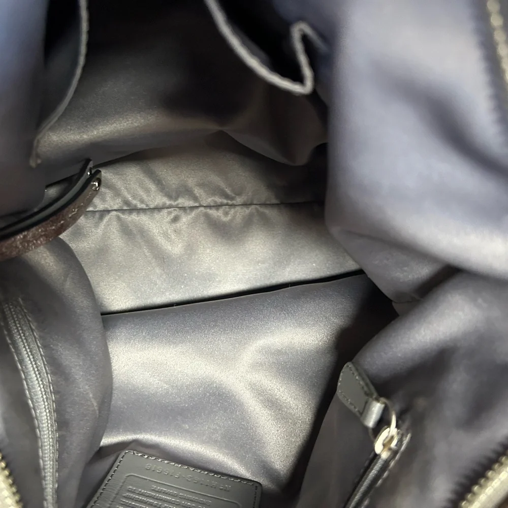 Y2K Coach Brooke Metallic Bronze Leather Tote with Chain and Black Handles - Picture 12 of 12